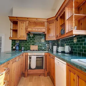 Carnegie Library: Shakespeare 3 Bedroom Mexborough